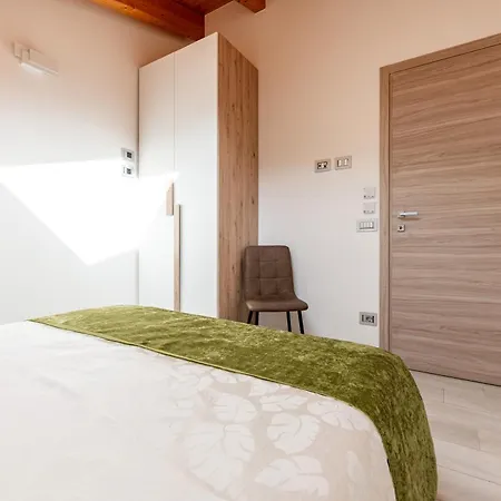 Piccola Orchidea Hébergement de vacances Musso